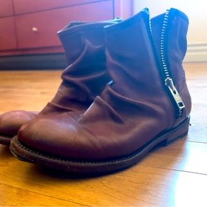 John Fluevog Malcolm Unisex Ankle Boot Mens 5 Womens 7